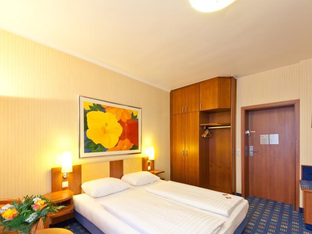 Hotel Boulevard Stuttgart Ngoại thất bức ảnh